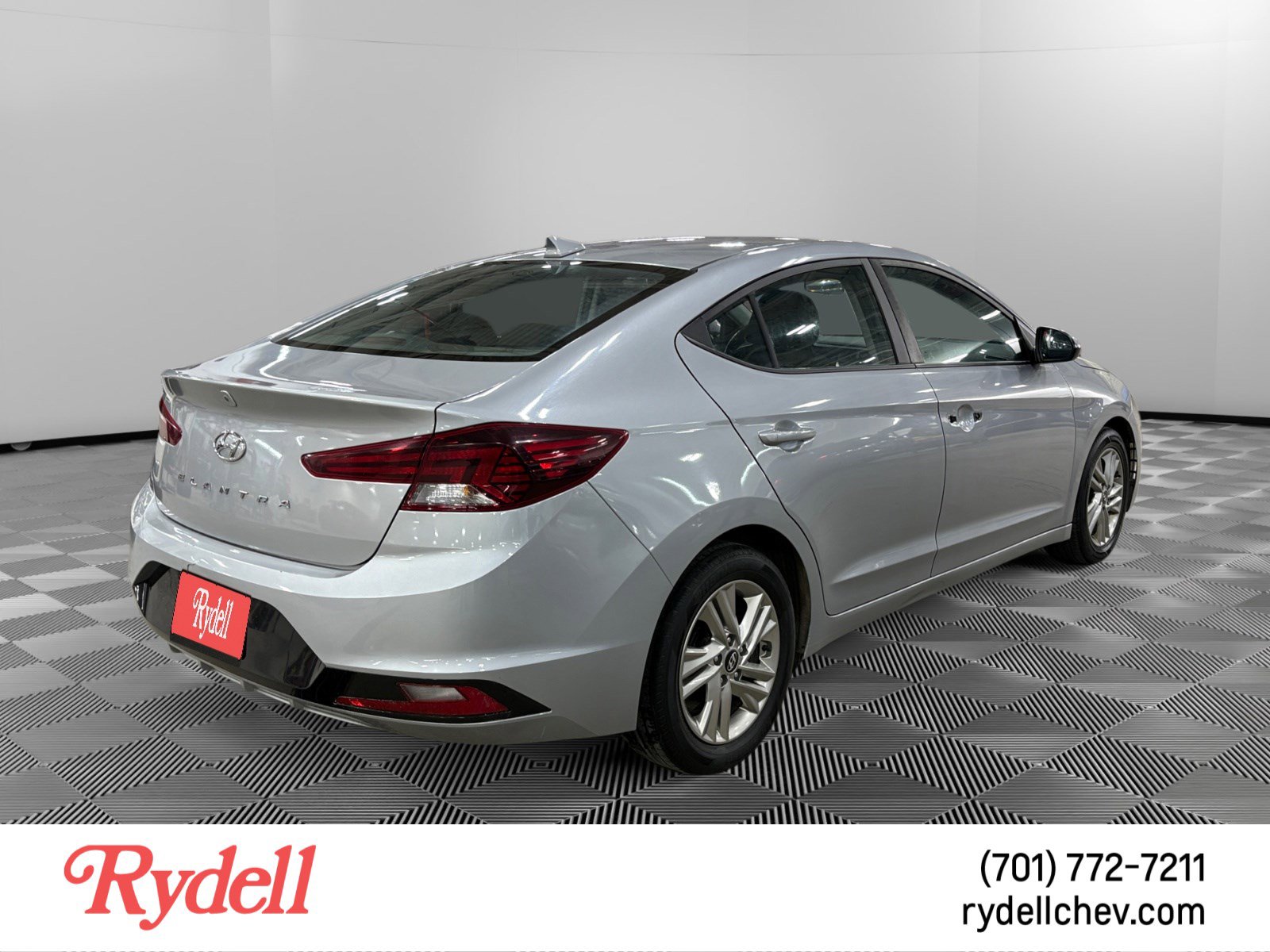 Used 2020 Hyundai Elantra SEL image 3