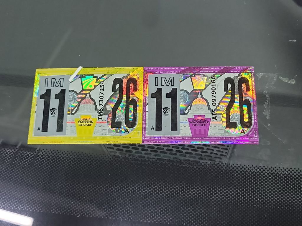 Used 2024 Chrysler Pacifica Touring-L image 23