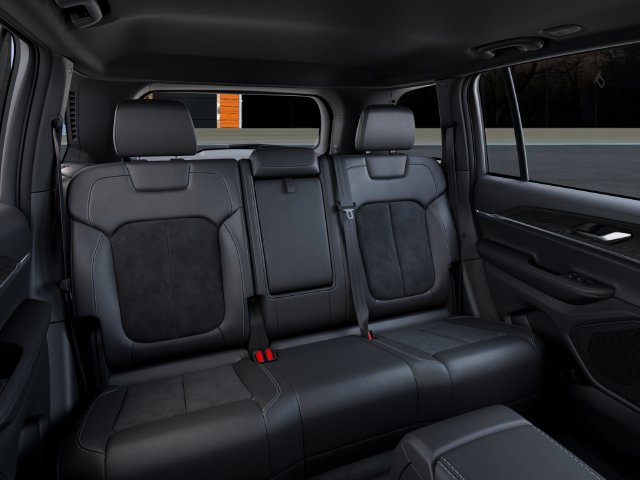 New 2026 Jeep Grand Cherokee Altitude AWD/4WD image 15