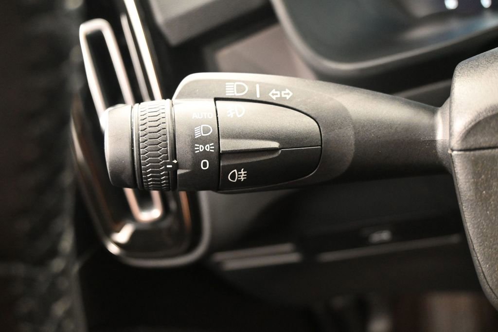 Used 2023 Volvo C40 P8 Recharge Ultimate AWD/4WD image 20