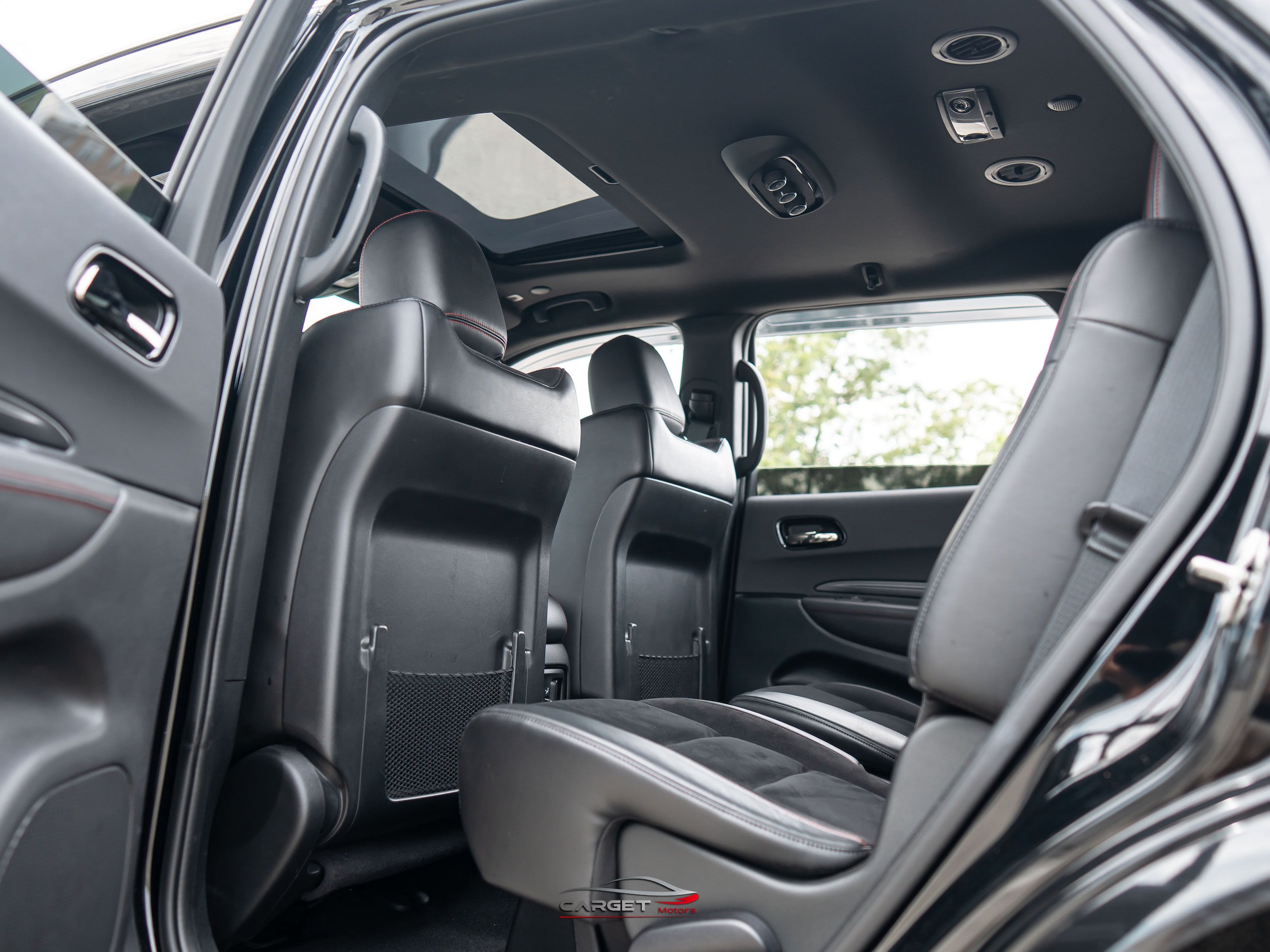 Used 2023 Dodge Durango R/T w/ Tow 'N Go Package AWD/4WD image 22