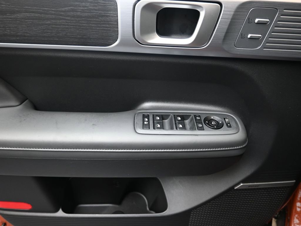 Used 2025 Hyundai Santa Fe Limited image 21