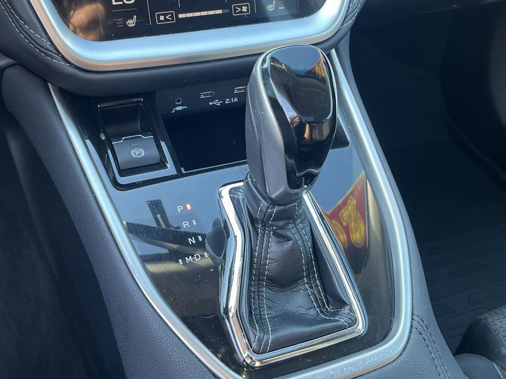 Used 2020 Subaru Outback Premium image 18