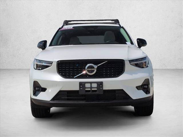 Used 2026 Volvo XC40 B5 Ultra w/ Climate Package AWD/4WD image 2