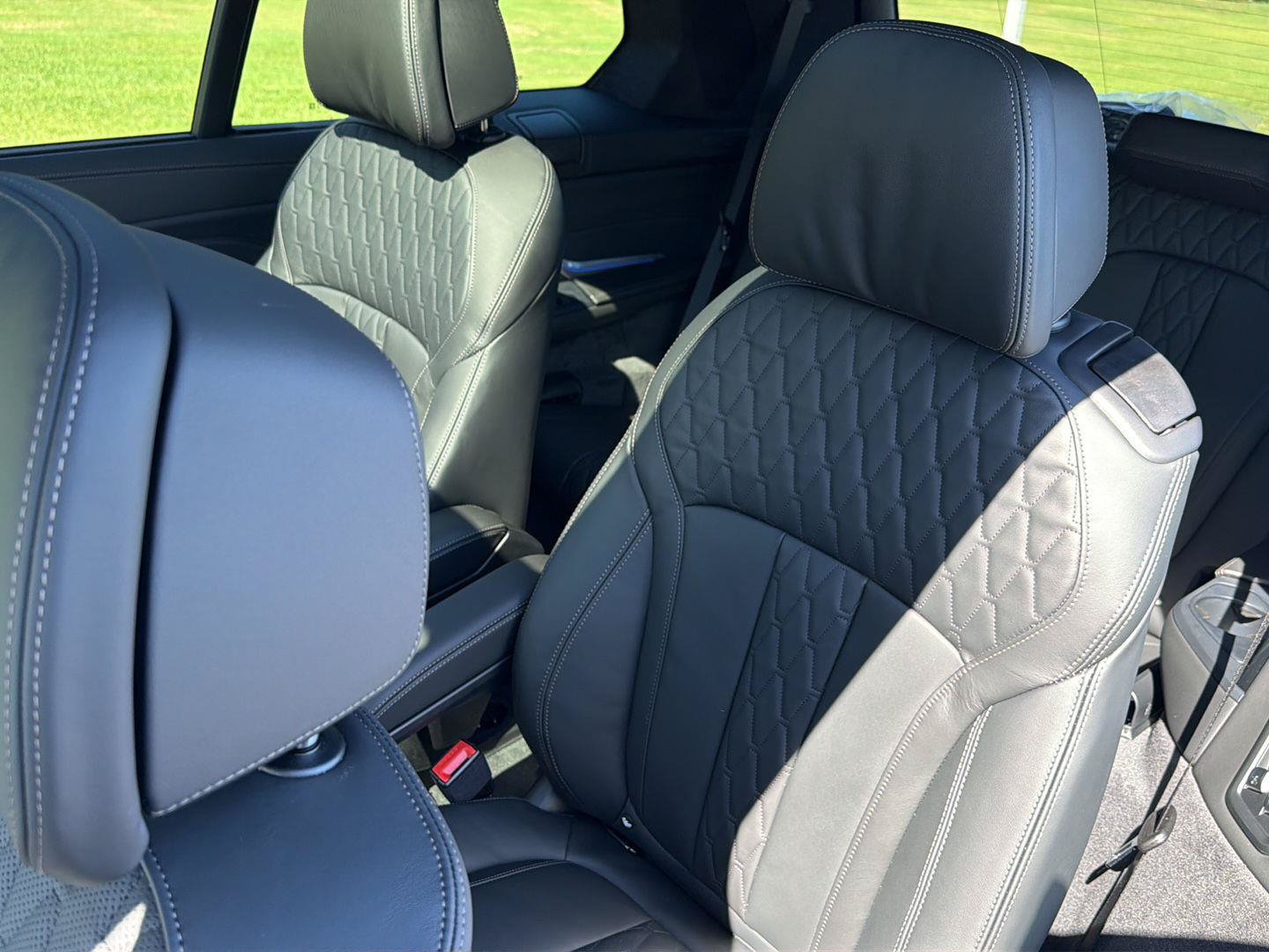 New 2027 BMW X7 M60i AWD/4WD image 32