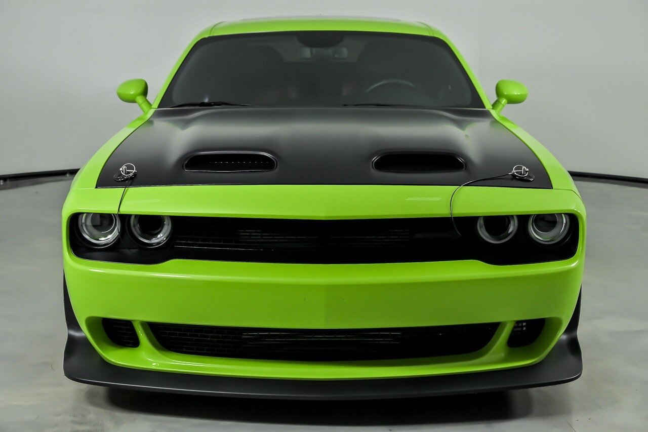 Used 2023 Dodge Challenger SRT Super Stock RWD image 5