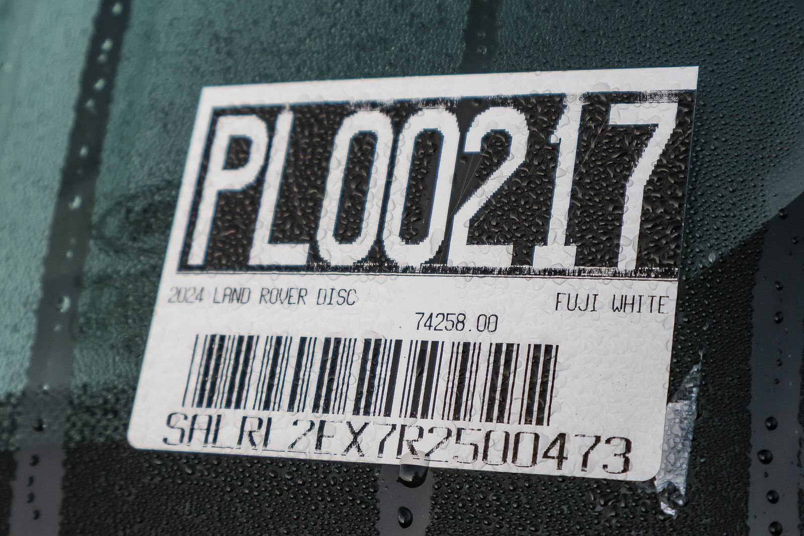 Used 2024 Land Rover Discovery Dynamic SE image 39