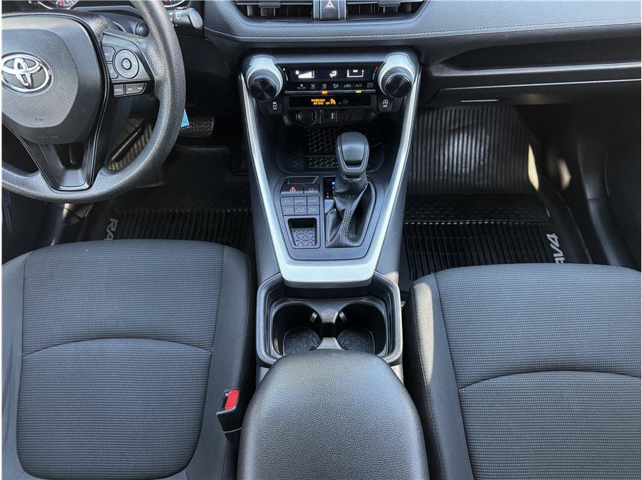 Used 2019 Toyota RAV4 LE w/ All Weather Liner Package AWD/4WD image 25