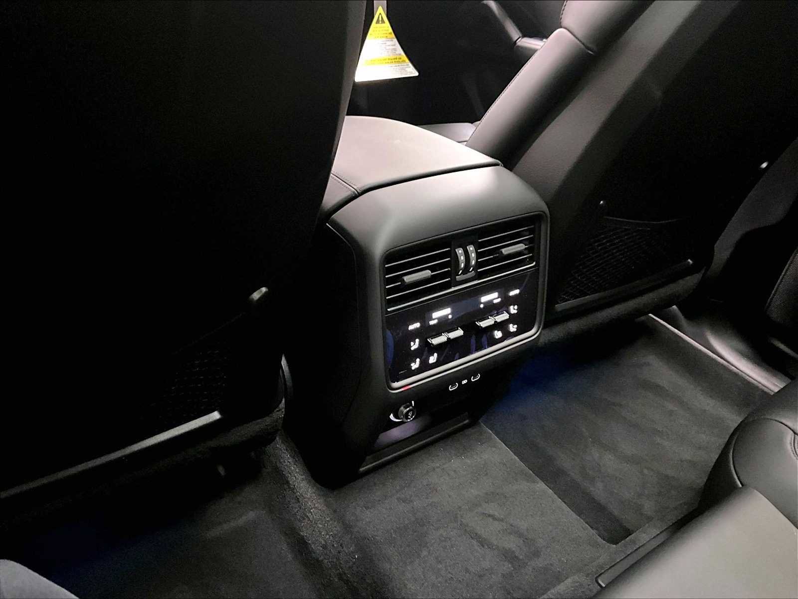 New 2026 Porsche Cayenne S image 24