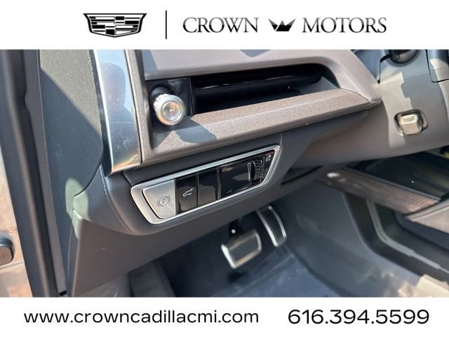 New 2026 Cadillac Vistiq Sport AWD/4WD image 18