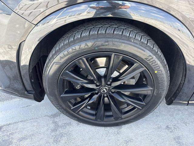 Certified 2025 Lexus RX 500h F Sport w/ Convenience Package image 10