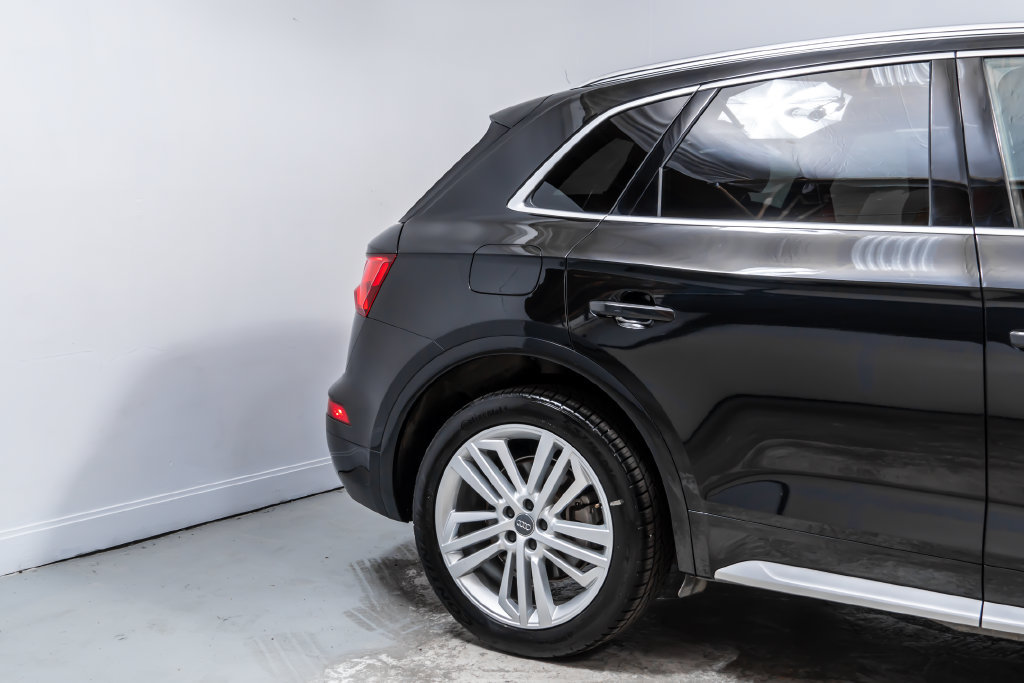 Used 2018 Audi Q5 Premium w/ Premium Plus Package AWD/4WD image 11