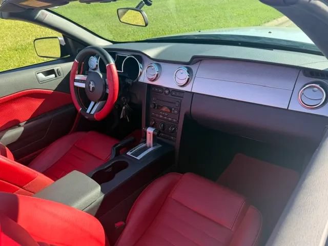 Used 2005 Ford Mustang Premium RWD image 37