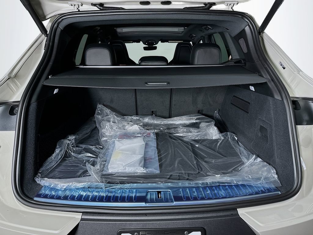 New 2026 Porsche Cayenne S image 28