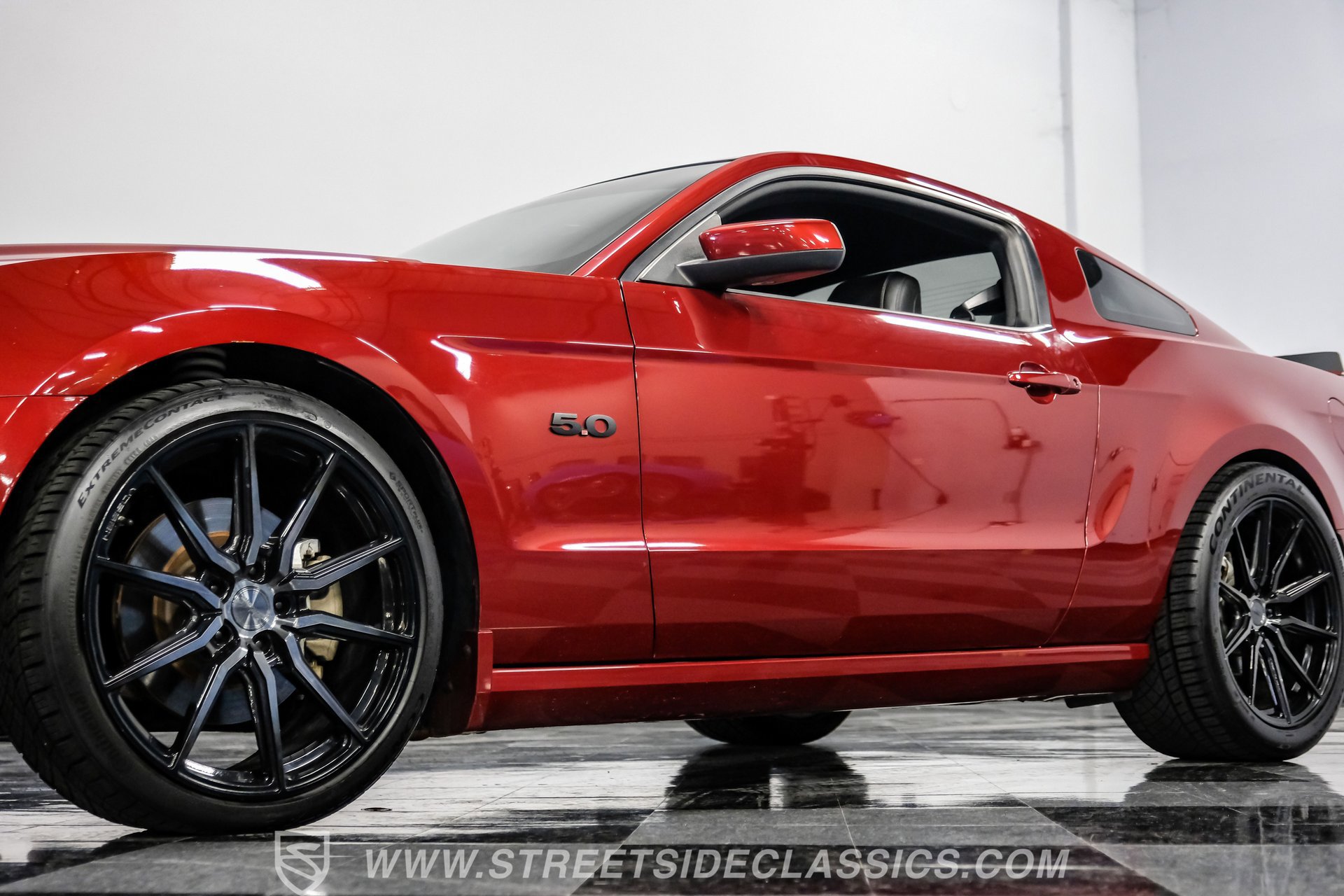 Used 2014 Ford Mustang GT Premium RWD image 22