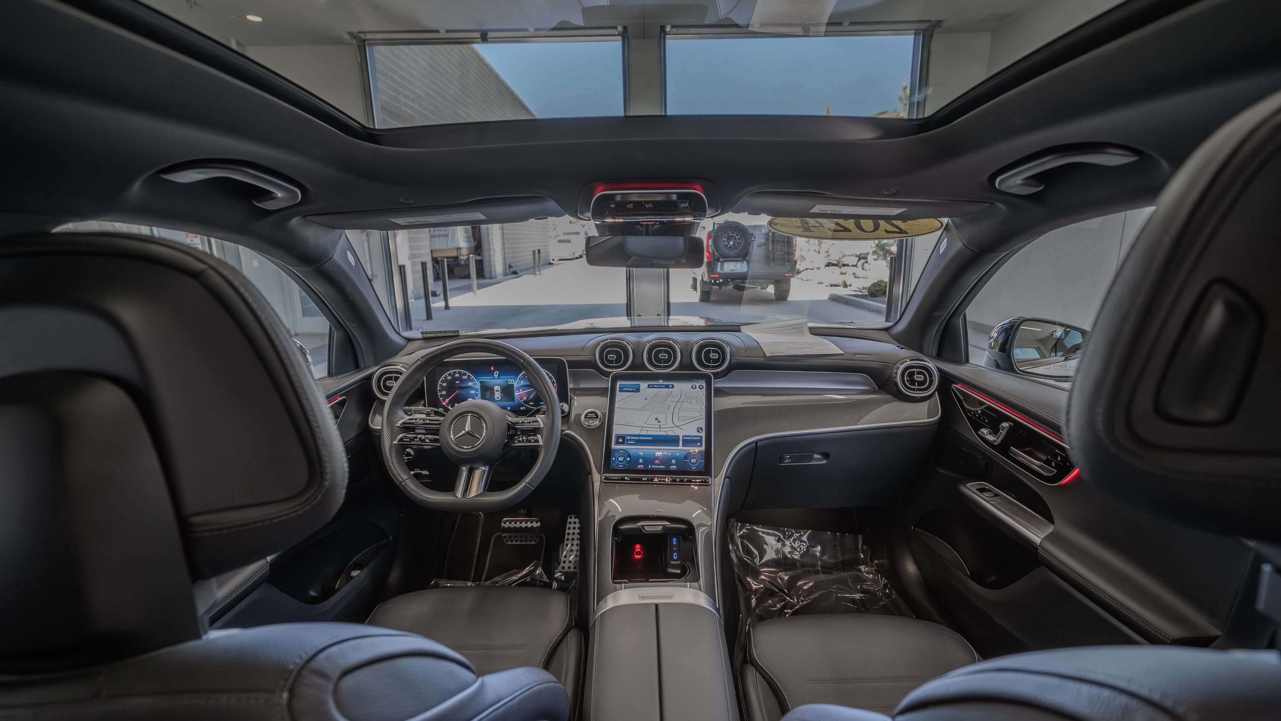 Certified 2024 Mercedes-Benz GLC 300 4MATIC image 27