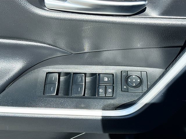 Used 2024 Toyota RAV4 XLE w/ Convenience Package FWD image 17