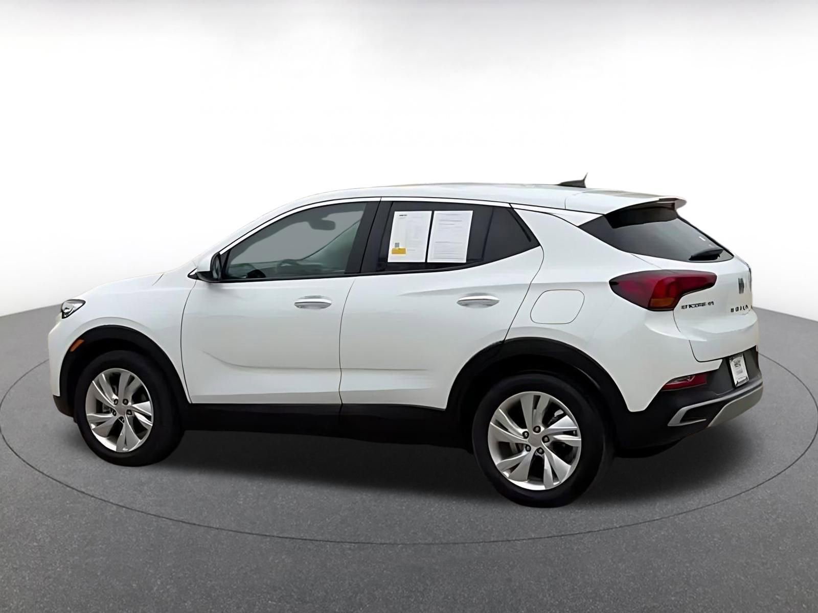Used 2025 Buick Encore GX Preferred FWD image 11