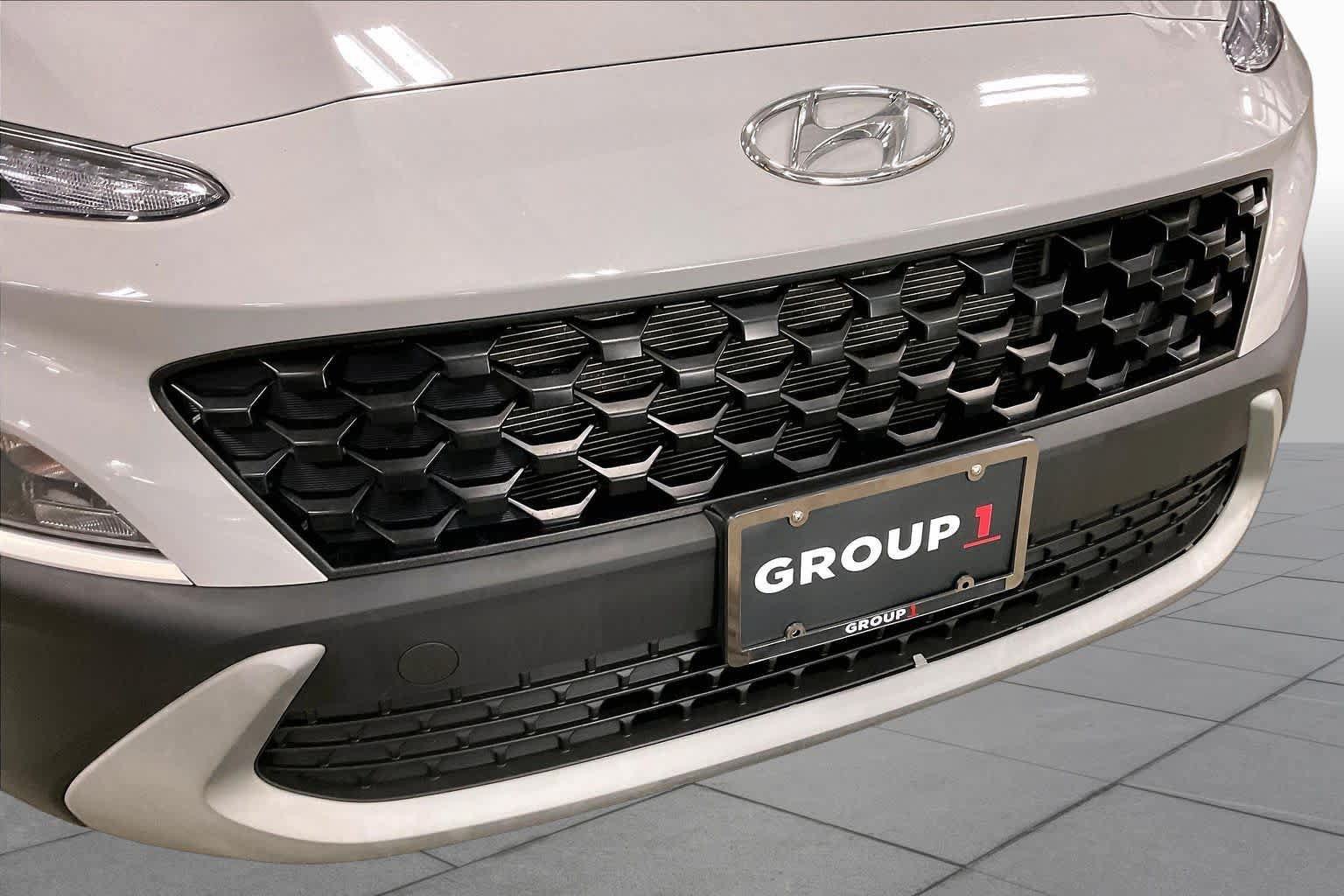 Used 2022 Hyundai Kona SEL AWD/4WD image 28