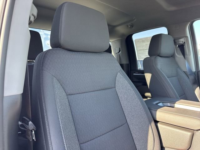 New 2026 GMC Sierra 2500 SLE image 23