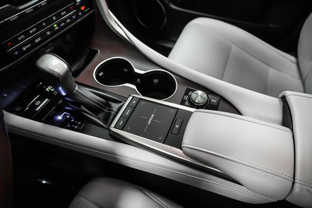 Used 2022 Lexus RX 350 FWD w/ Premium Package image 17