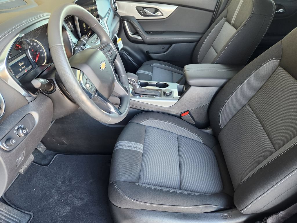 New 2026 Chevrolet Blazer LT w/ Convenience Package FWD image 10