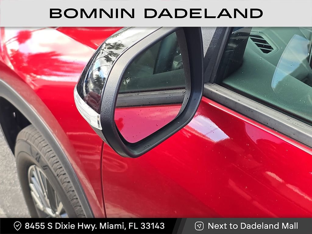 Used 2024 Chevrolet Traverse LT image 13