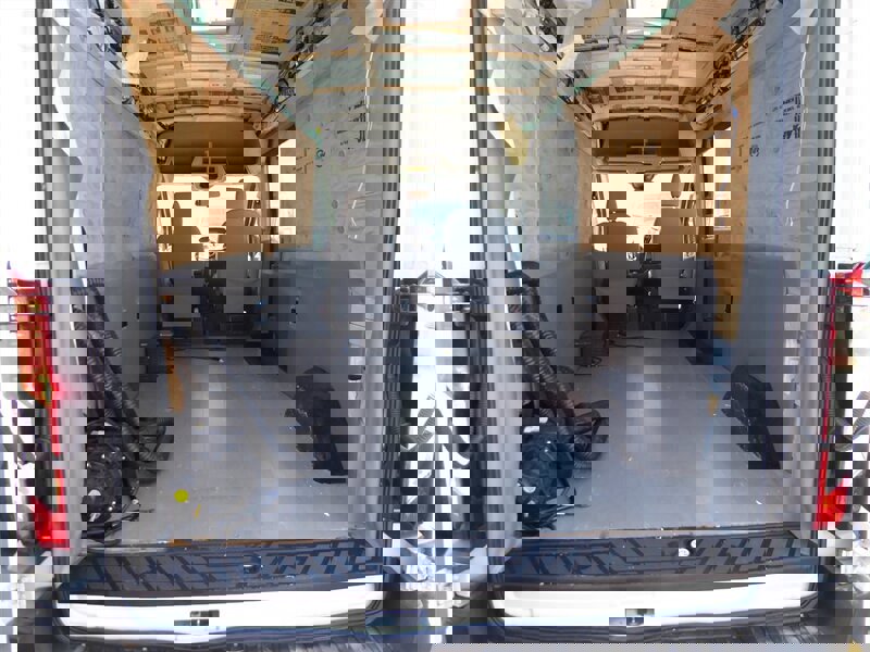 Used 2019 Ford Transit 350 XLT image 31