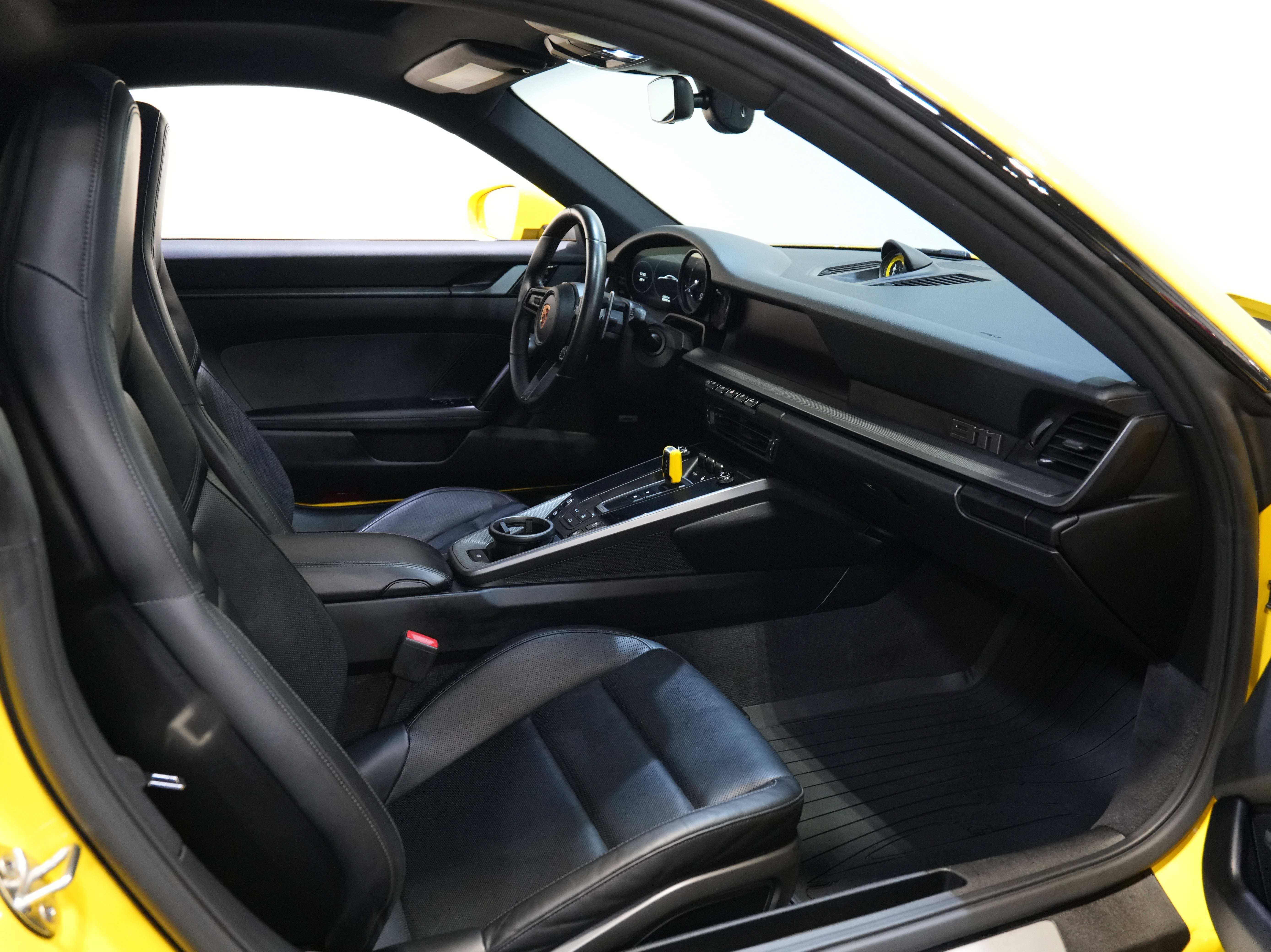 Used 2020 Porsche 911 Carrera 4S w/ Sport Package AWD/4WD image 30