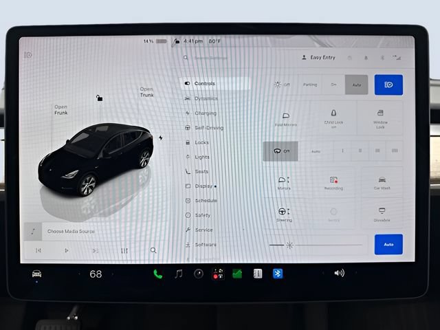 Used 2023 Tesla Model Y Long Range AWD/4WD image 16