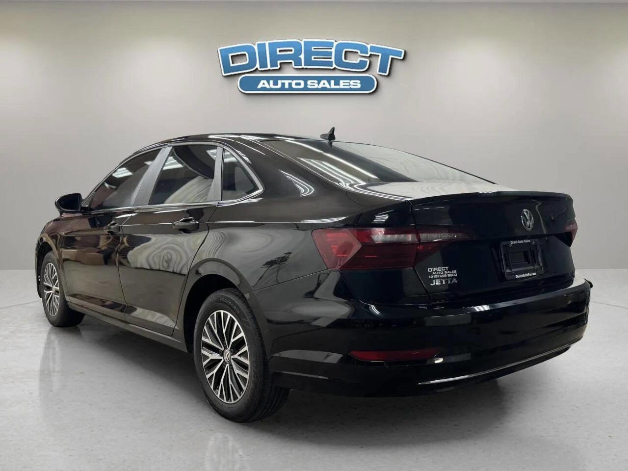 Used 2020 Volkswagen Jetta R-Line FWD image 4
