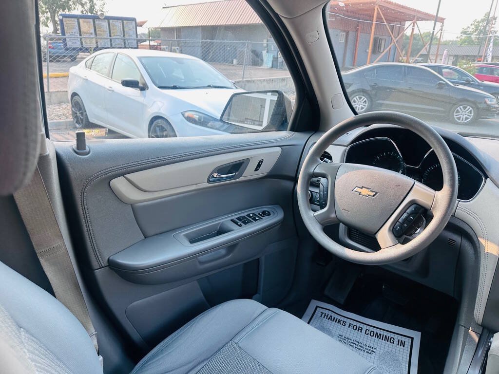 Used 2016 Chevrolet Traverse LS AWD/4WD image 14