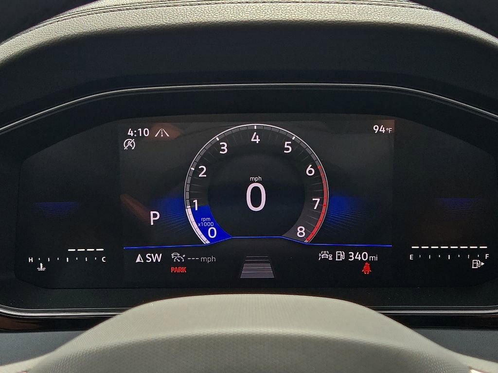 Used 2025 Volkswagen Jetta SE image 23