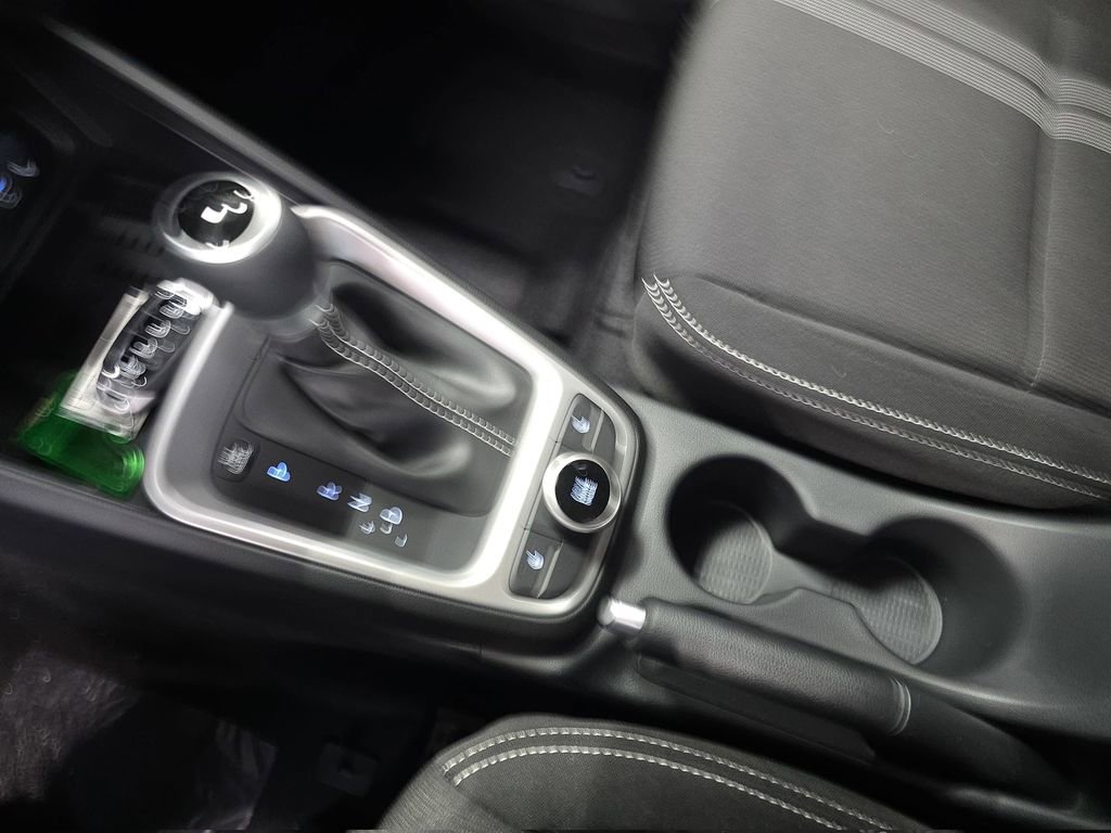 New 2026 Hyundai Venue SEL FWD image 24