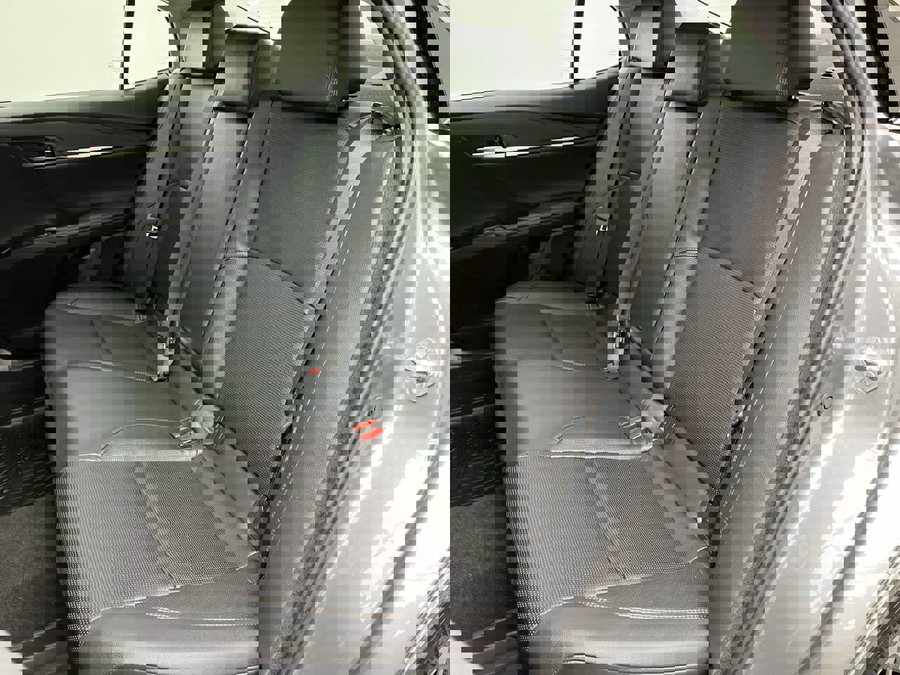 Used 2025 Toyota Camry XLE image 11