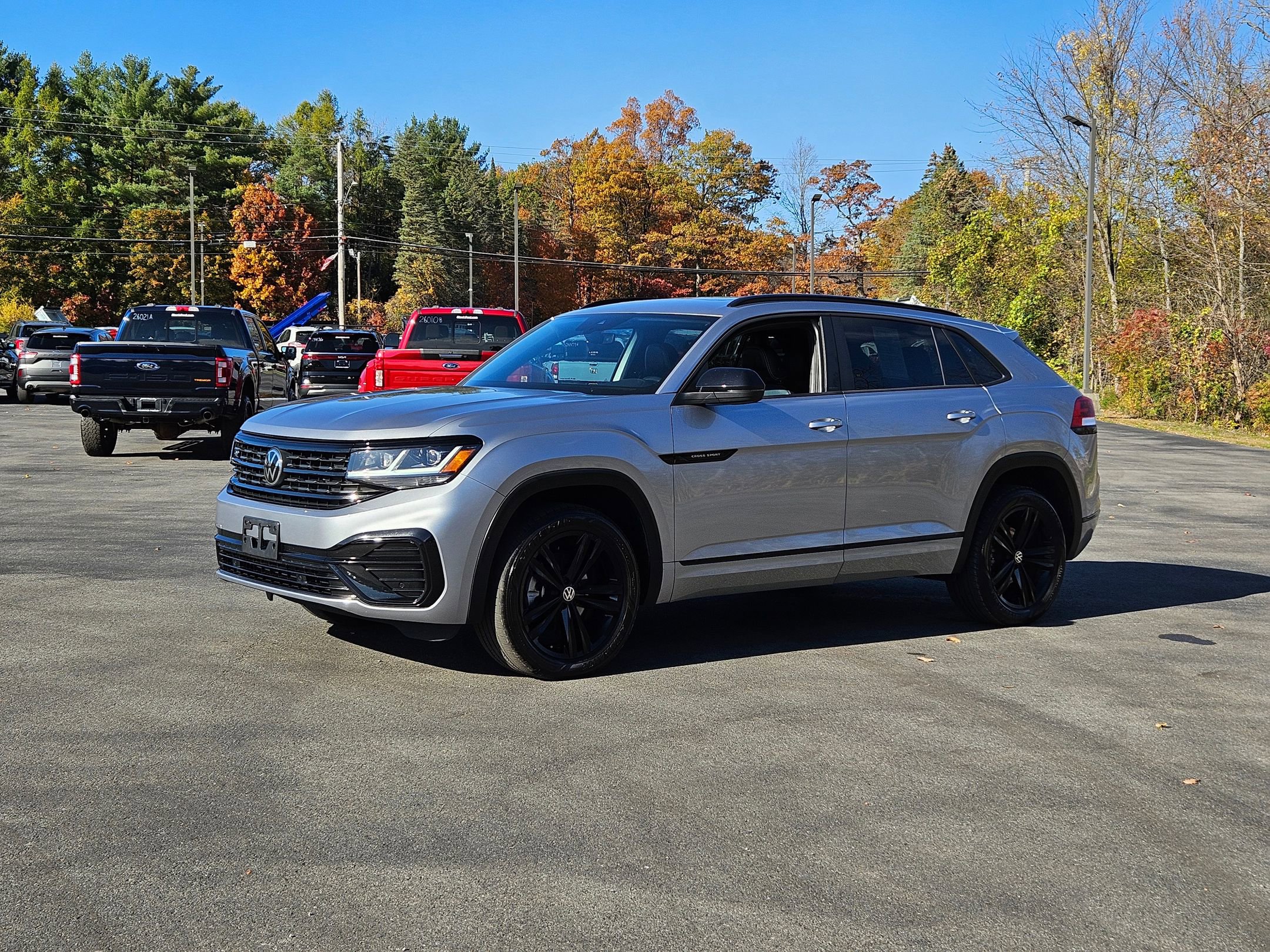 Used 2023 Volkswagen Atlas Cross Sport SEL image 5