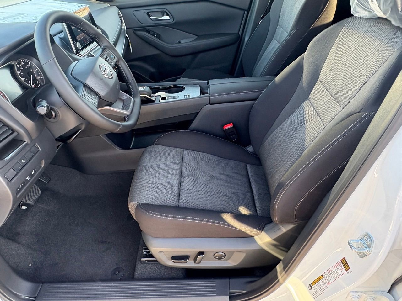 New 2026 Nissan Rogue SV FWD image 16