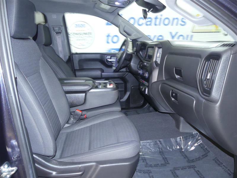 Used 2022 Chevrolet Silverado 1500 Custom Trail Boss w/ LPO, Dark Essentials Package image 8