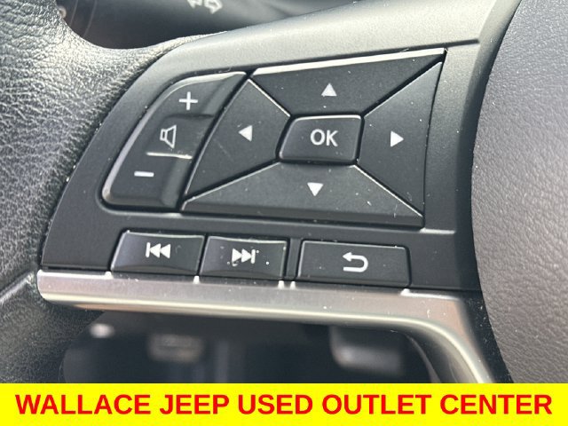 Used 2025 Nissan Altima 2.5 SV FWD image 21