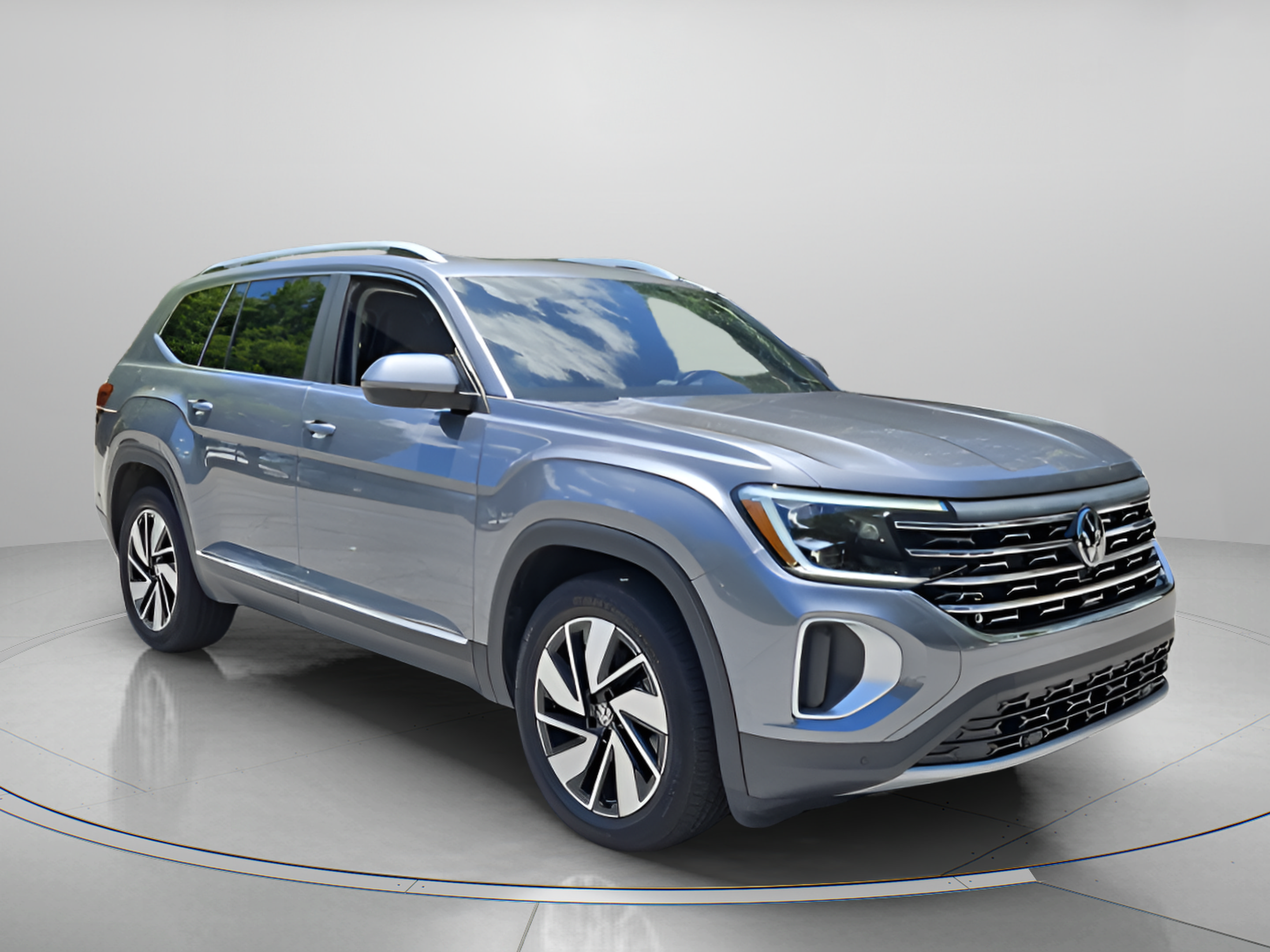 Used 2024 Volkswagen Atlas SEL AWD/4WD image 7