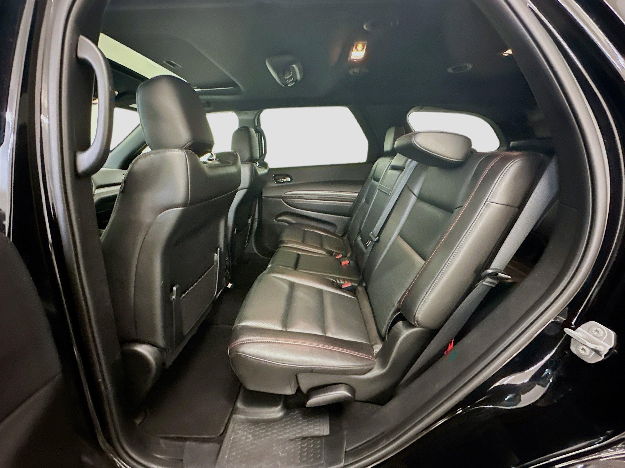 Used 2025 Dodge Durango GT image 29