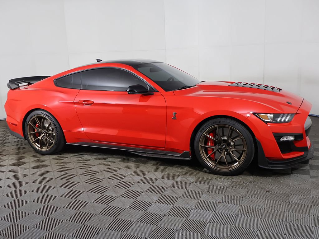 Used 2021 Ford Mustang Shelby GT500 w/ Technology Package RWD image 16