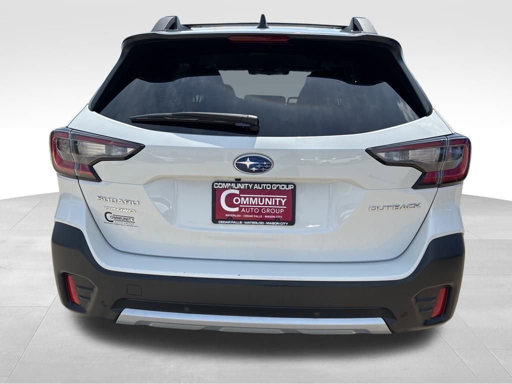 Used 2022 Subaru Outback Limited image 4