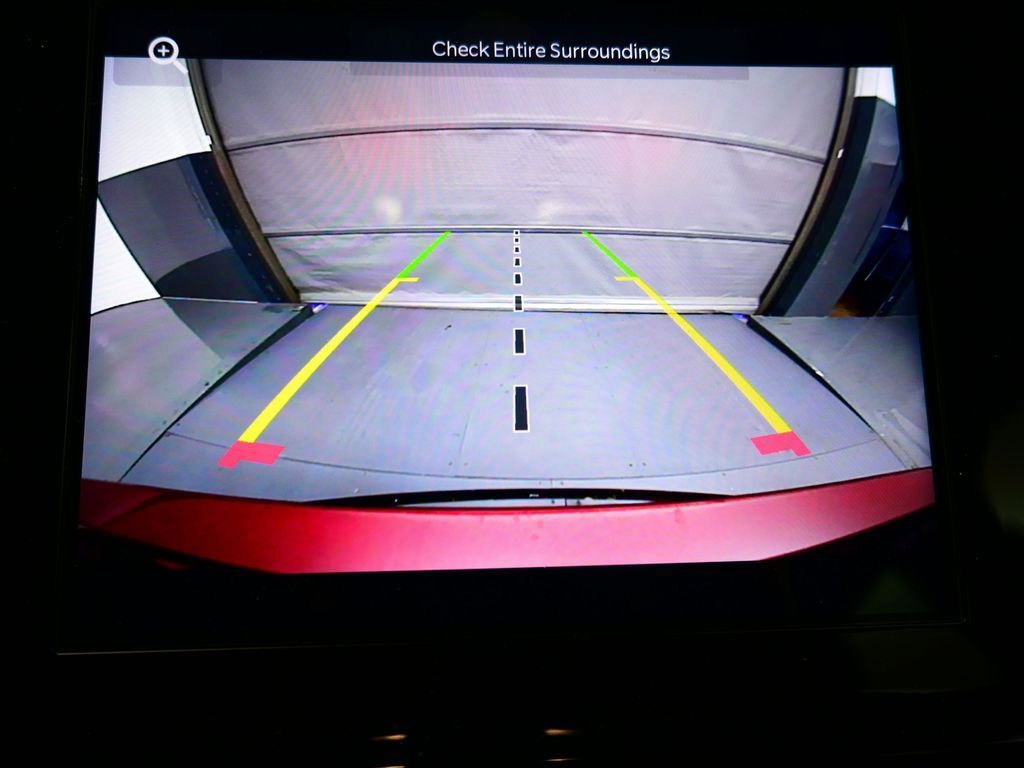 New 2023 Jeep Grand Cherokee L Laredo image 24