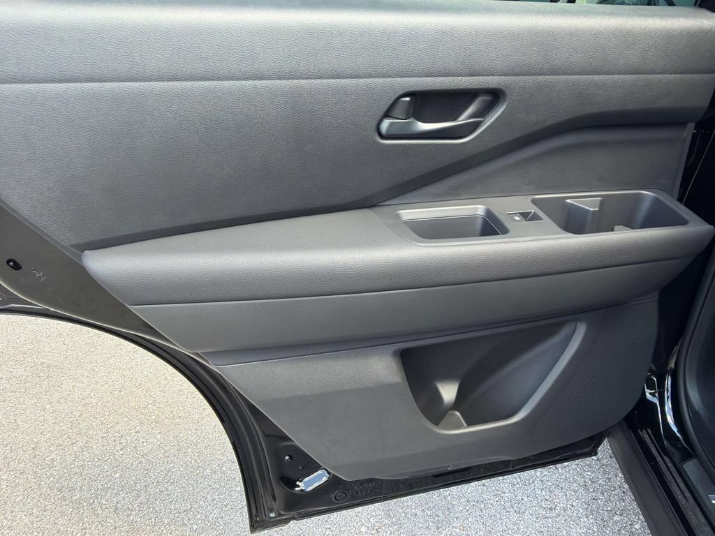New 2026 Nissan Pathfinder SV w/ Lighting Package FWD image 18