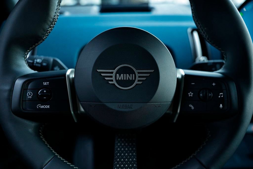 Used 2025 MINI Cooper Countryman S w/ Comfort Package Max image 33