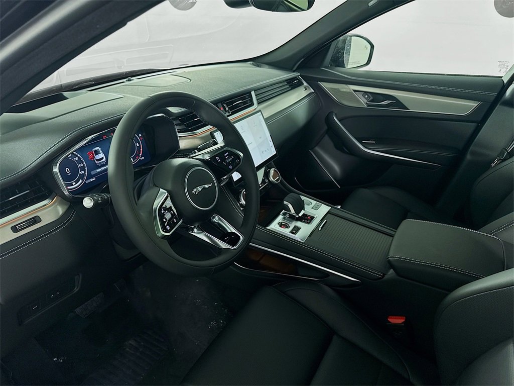 New 2026 Jaguar F-PACE R-Dynamic S image 9