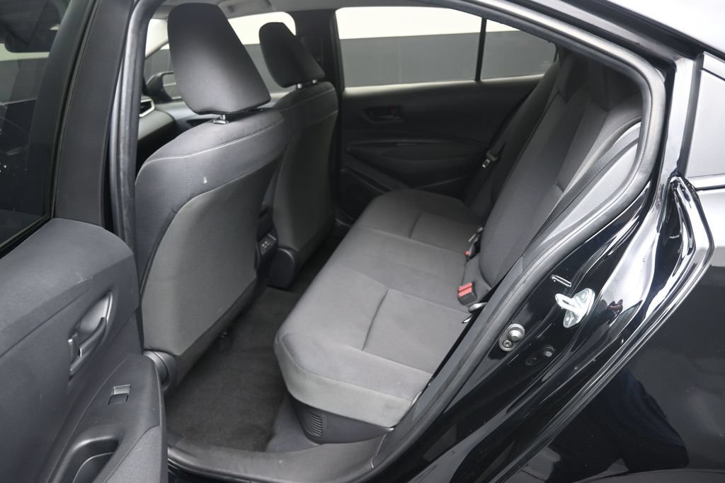Used 2026 Toyota Corolla LE FWD image 14