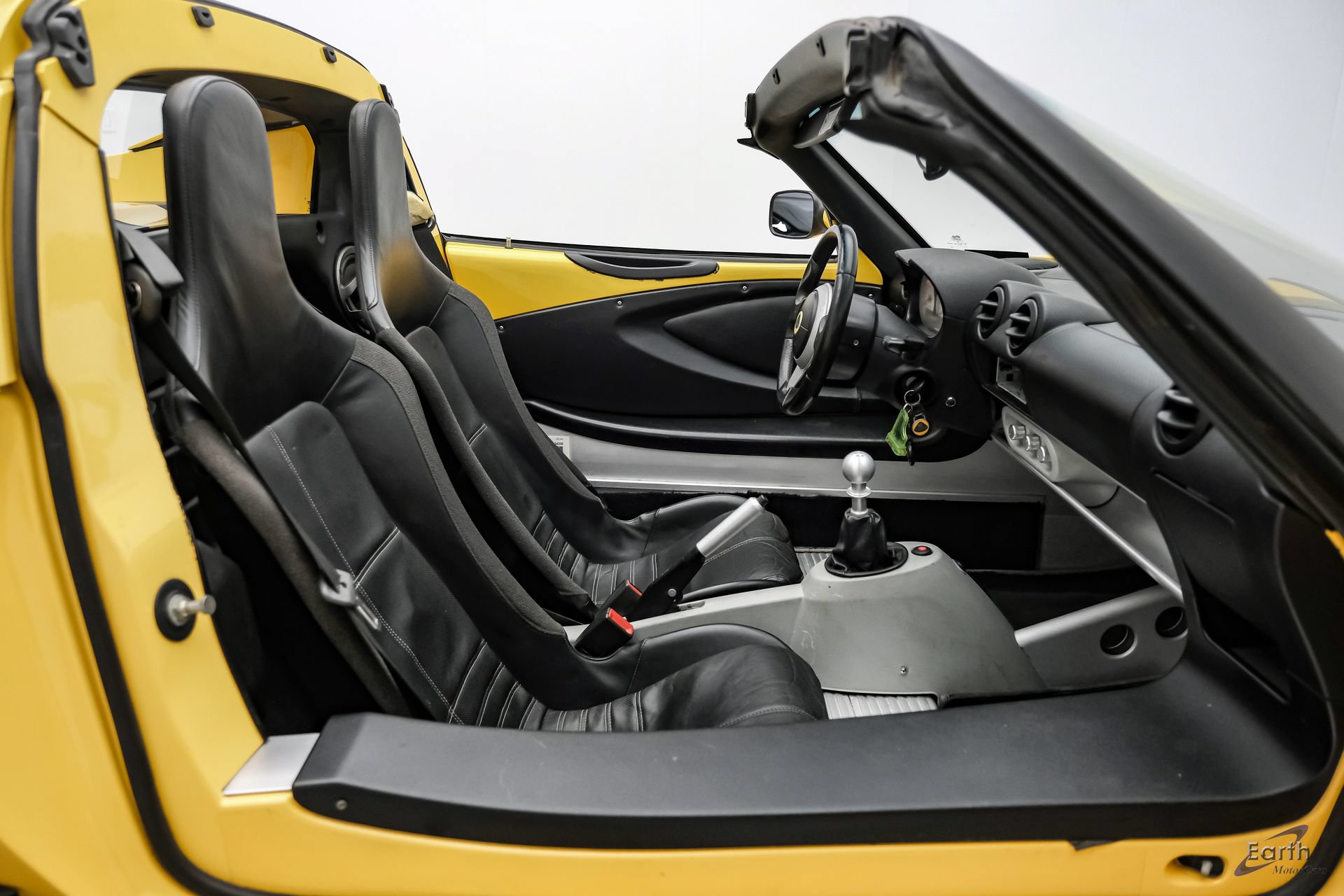 Used 2005 Lotus Elise RWD image 60