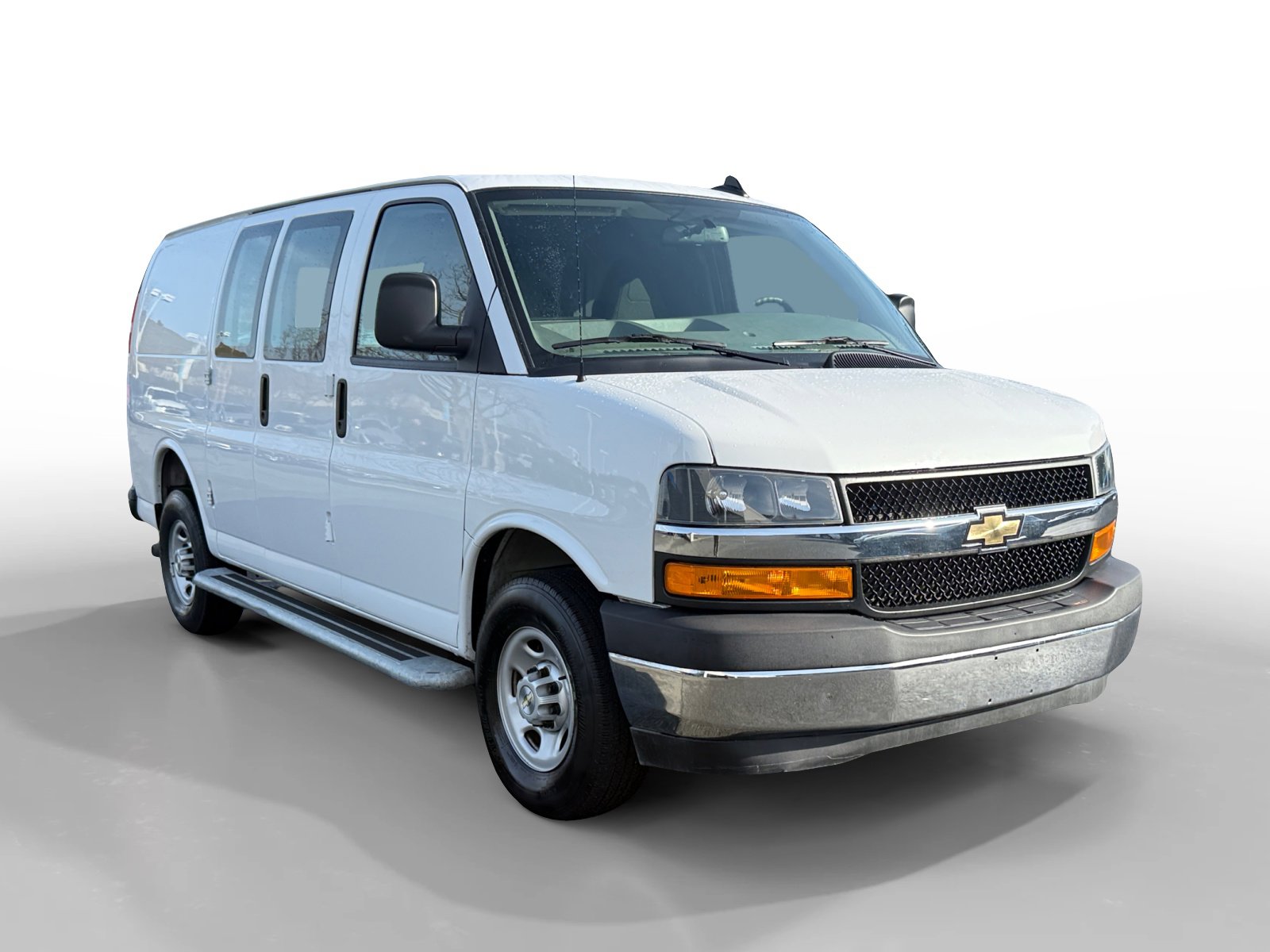 Used 2024 Chevrolet Express 2500 w/ Driver Convenience Package image 7